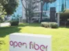 Open Fiber guida la rete in fibra in Italia: copertura al 72%, ma persiste il problema dell’adozione.