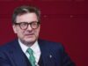 Italia, preoccupazione per la crescita. Giorgetti: “È colpa dell’Iran”. E il deficit rimane oltre il 3%