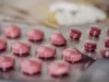 Dazi sui medicinali, Trump annuncia: tariffe fino al 100% con possibilità di esenzioni e margini di negoziazione.