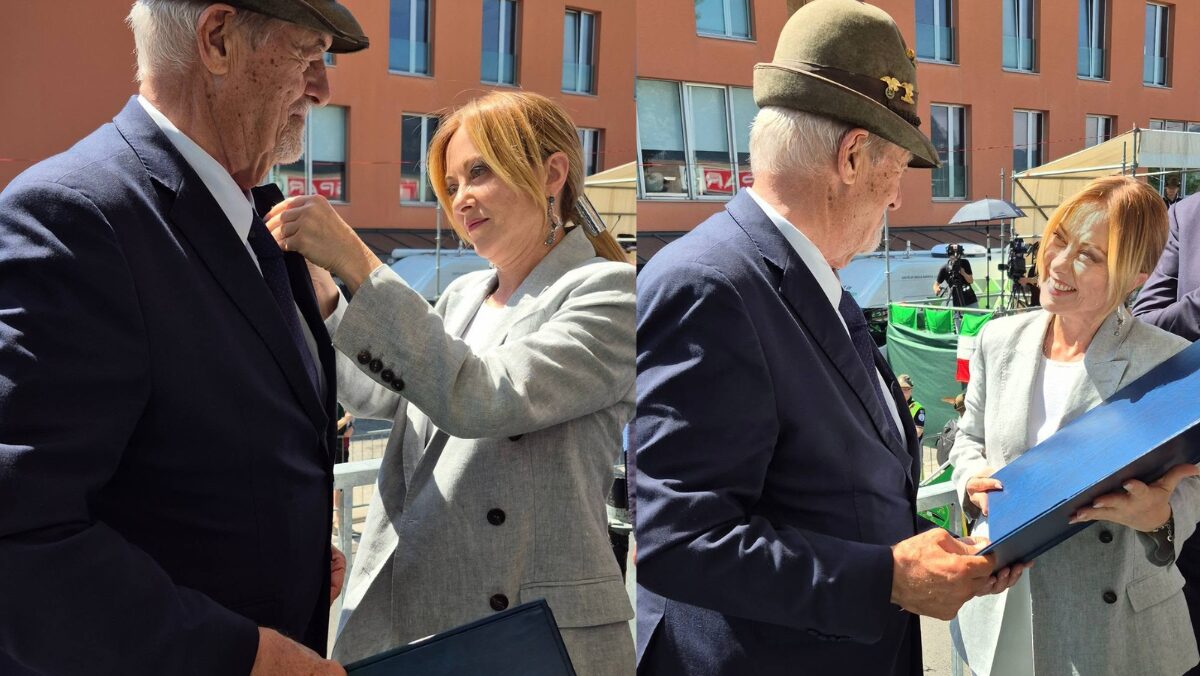 Meloni tra festeggiamenti, conversazioni e… Il retroscena della premier al raduno degli Alpini