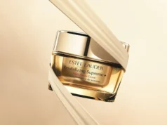 Wall Street: Estée Lauder riduce le perdite nel quarto trimestre e torna in profitto nel 2026, il titolo vola.