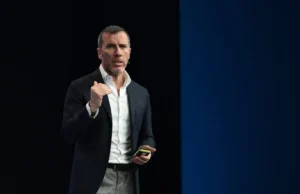 Tim accelera verso la transizione ecologica: 550 milioni di euro per diminuire l’impatto ambientale del digitale.