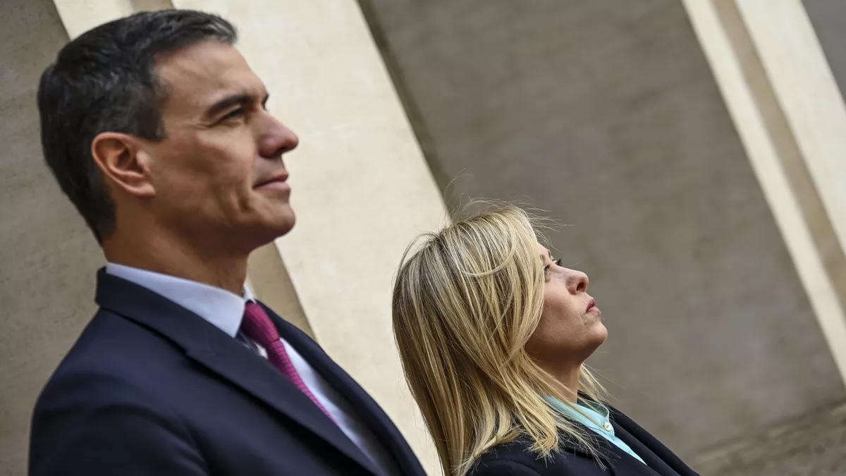 Spagna e Italia in conflitto sulle frontiere: Madrid lancia un ultimatum: “Fermate i controlli o ci saranno reazioni proporzionate”. Roma: “Nessuna imposizione accettabile”.